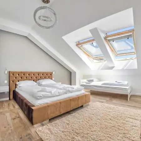 Apartment Close-central - One Bedroom With Balcony - Center - Sb12 Gdansk