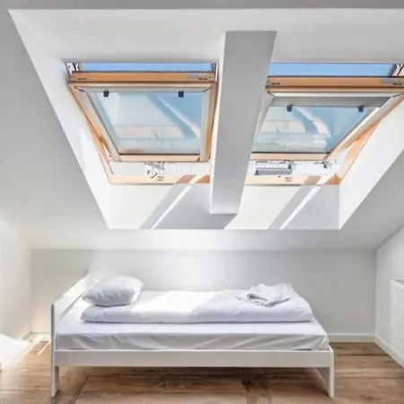 Close-central - One Bedroom With Balcony - Center - Sb12 Apartament *